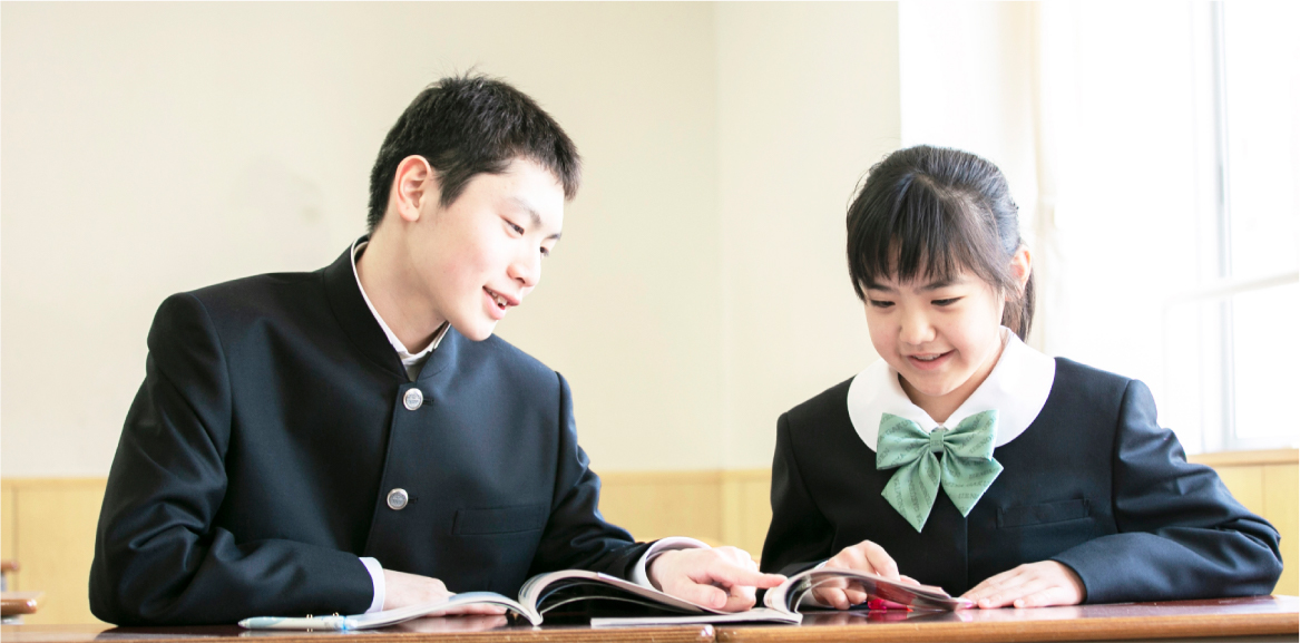 制服の着用イメージ写真03