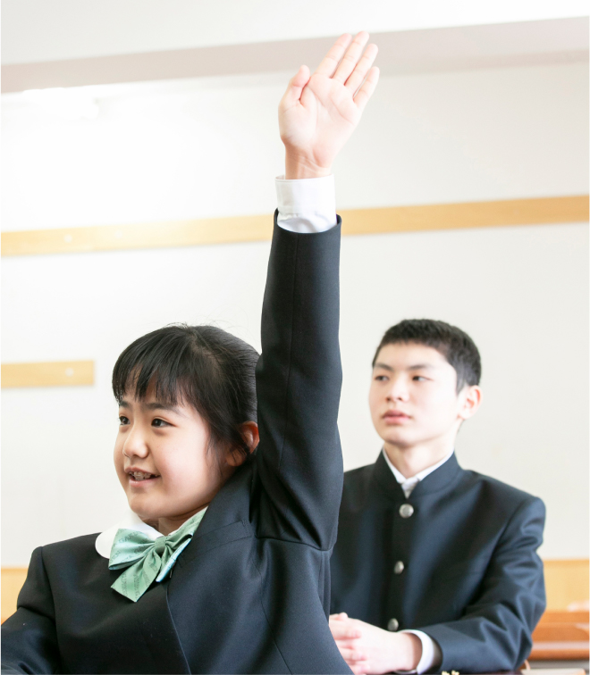 制服の着用イメージ写真05